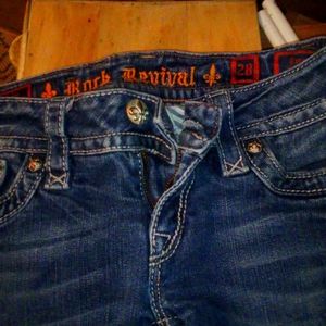 Rock revial size 28